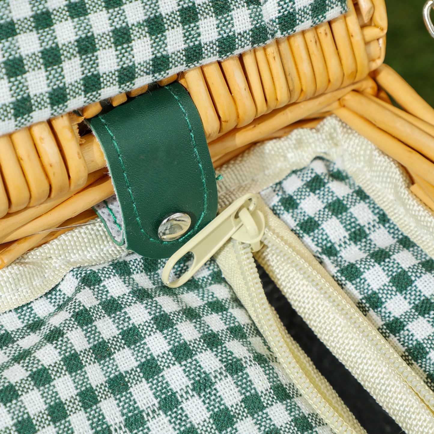 Wicker Picnic Basket for 2 w/ Insulated Cooler Bag, Light Brown