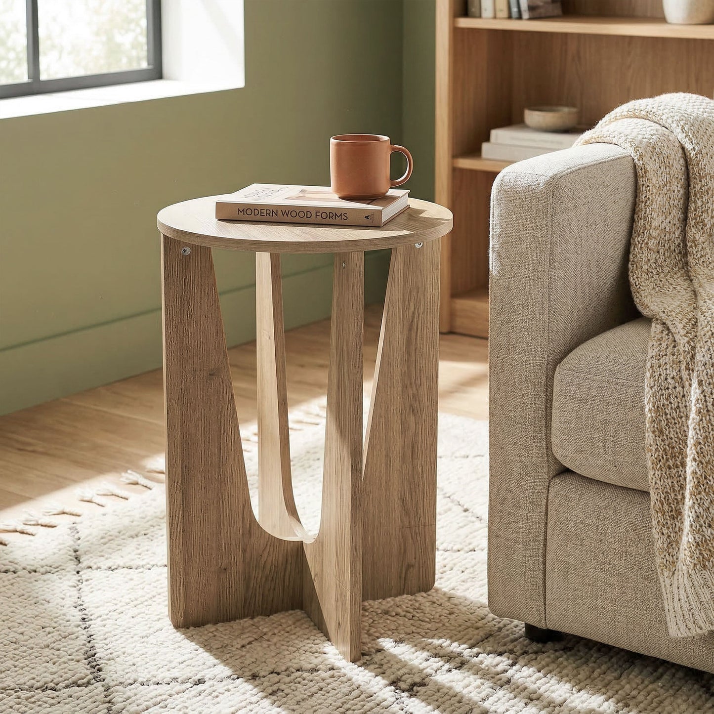 Round Side Table, End Table with Curved Legs Coffee Wood Effect