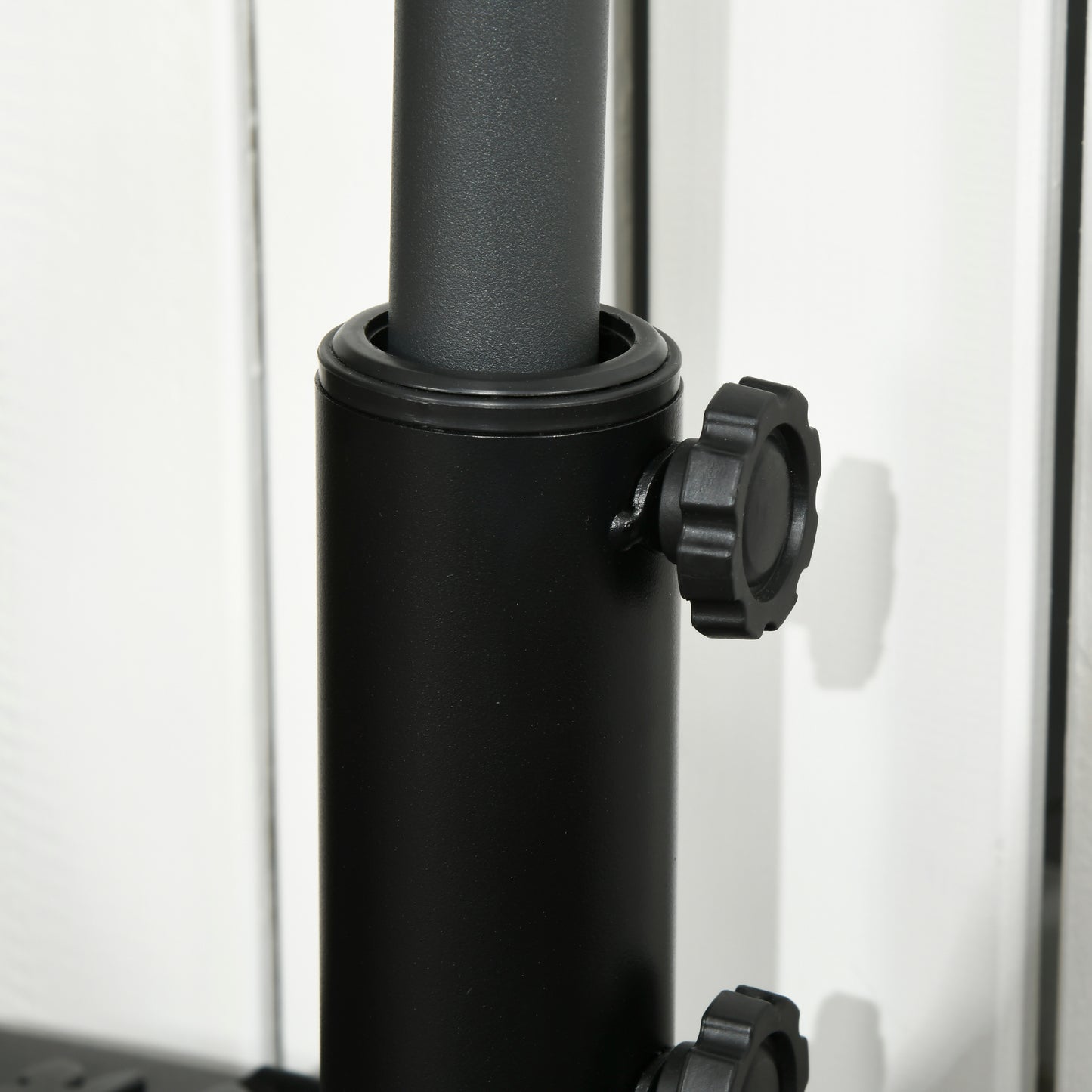 Half Round Patio Umbrella Base for 3.8 cm or 4.8 cm Pole, Black