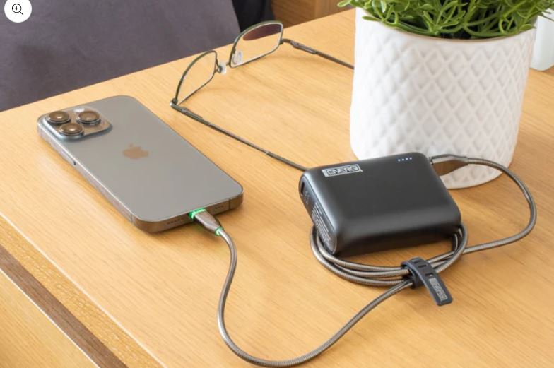 Stay Powered Up With This Fast-Charging 10,000 mAh Power Bank! Charge Two Devices At Once With This Compact, Portable Charger – Ideal For Sharing, Travel, Or Emergencies. All Yours For Just £14.95, Including Delivery! ⚡️⚡️