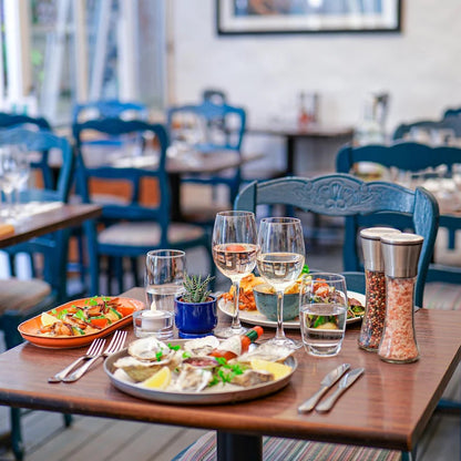 Savour the Best of Local Produce at Roseville Bistro with a 2-Course Dining Experience! Choose From Best Selling Dishes Such as Crispy Chilli & Pepper Calamari, Fresh Jersey Crab, Beef Linguine , Pan Fried Lemon Sole and More For Only £28 Per Person!