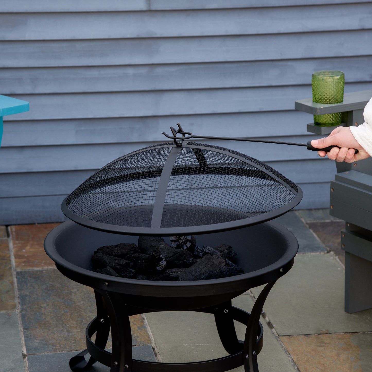 Outdoor Fire Pit, Wood Burner with Screen and Poker, Black