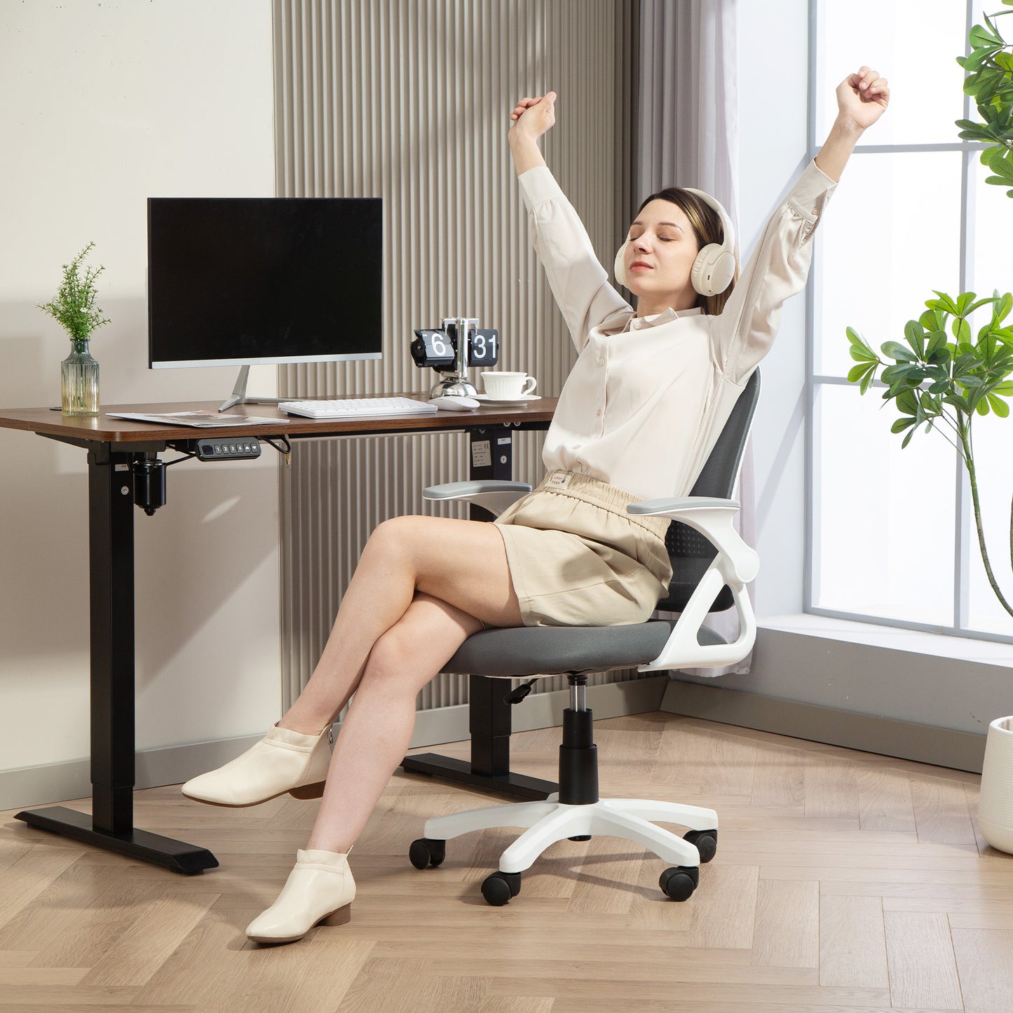 Ergonomic Swivel Computer Chair with Flip-up Armrests, Grey