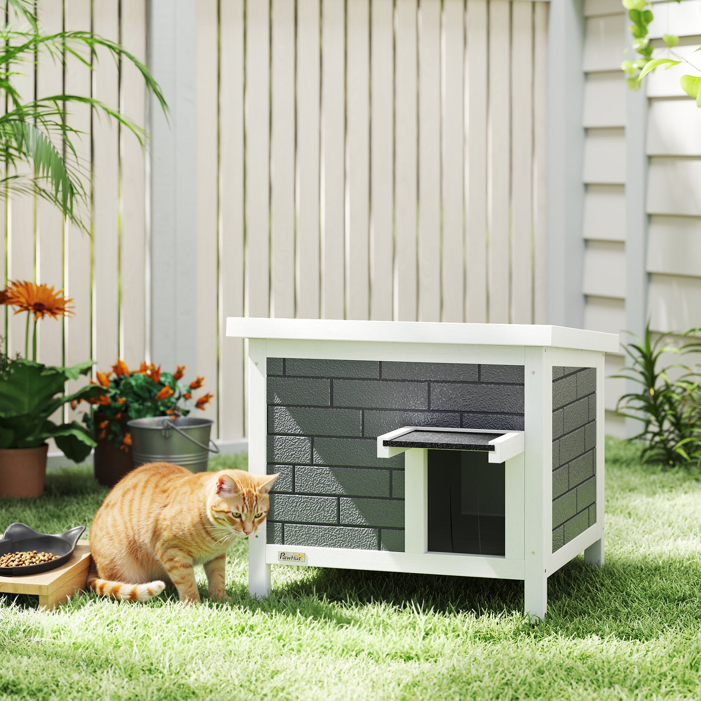 Outdoor Cat House Insulated Wooden Feral Cat Shelter w/ Openable Roof
