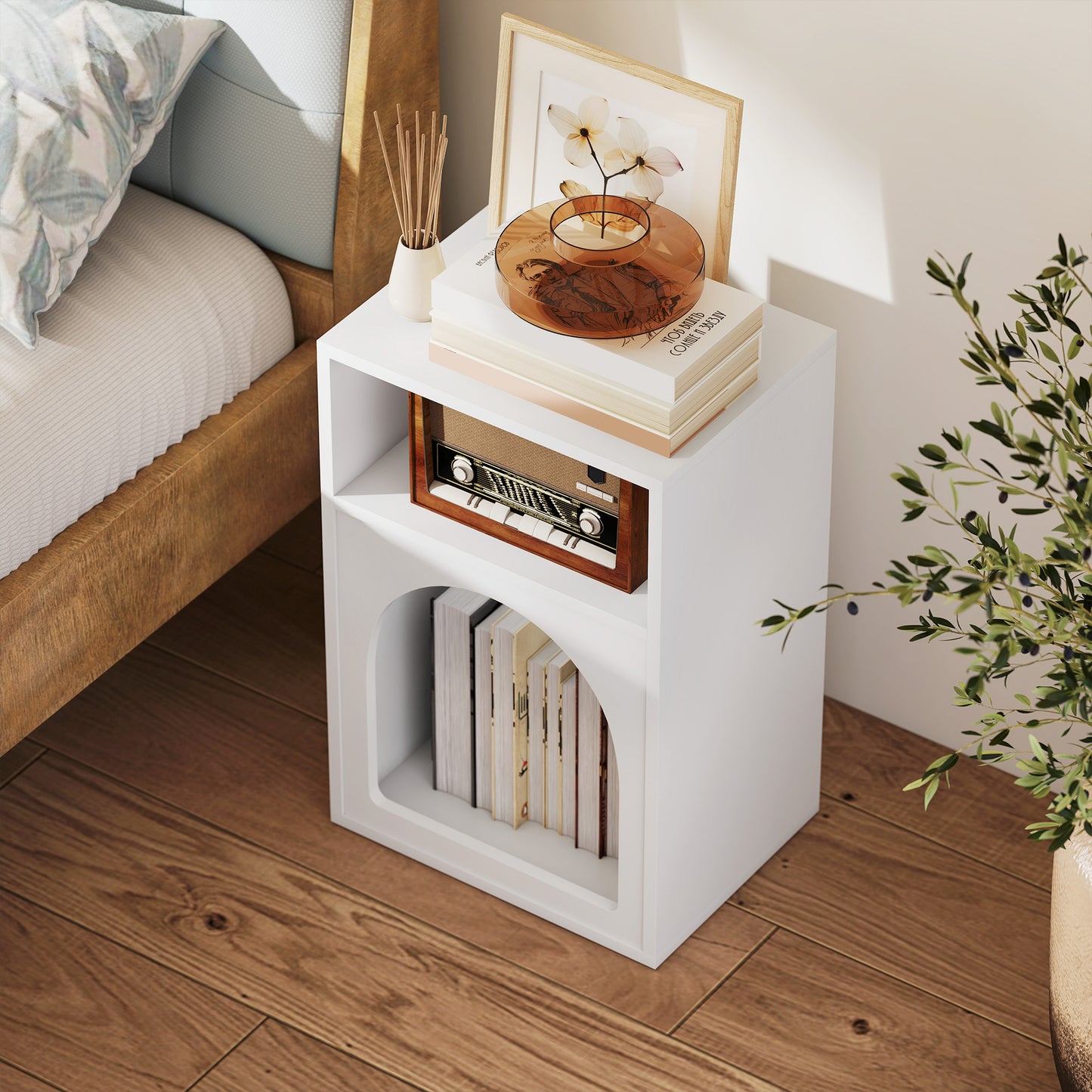 Bedside Table, Modern Bedside Cabinet with 2 Open Compartments and Unique Arch Design, Side Table for Living Room, Bedroom, White