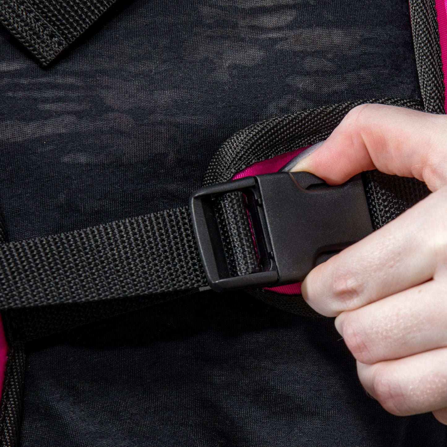 8KG Weighted Vest with Adjustable Straps, Pocket, Reflective Strips