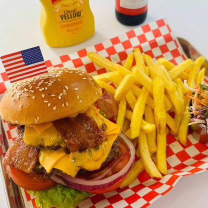 New! £15 Meal & Drink Deal at The Diner on Waterloo Street! Choose from Buffalo Chicken, Classic Cheese, Crispy Chicken, Classic Hot Dog & More Plus a Choice of Beer, Cider, Vodka Slushy or Soft Drink!