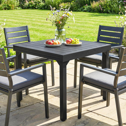 Expandable Patio Table for 4-6 People with Slatted Top, Black