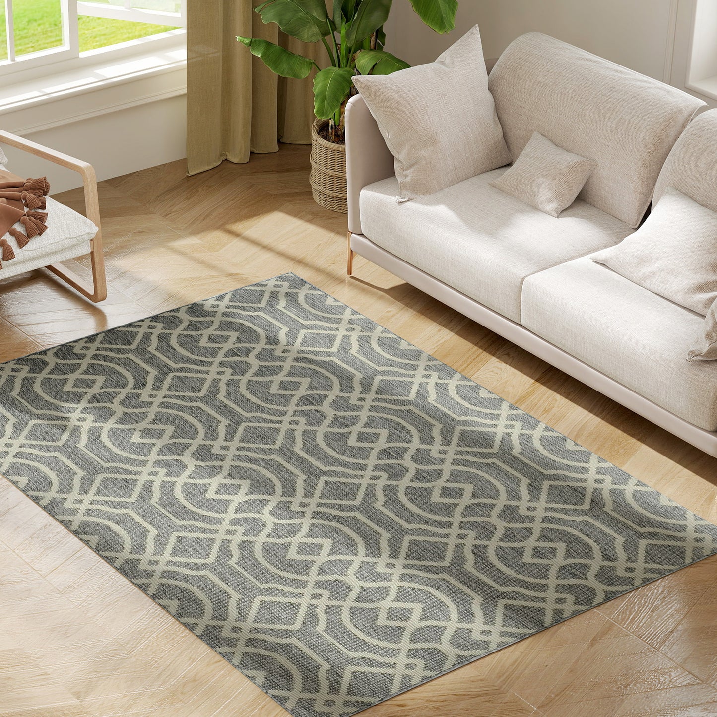 Easy-Cleaning Machine Washable Rug for Patio, Garden, Grey
