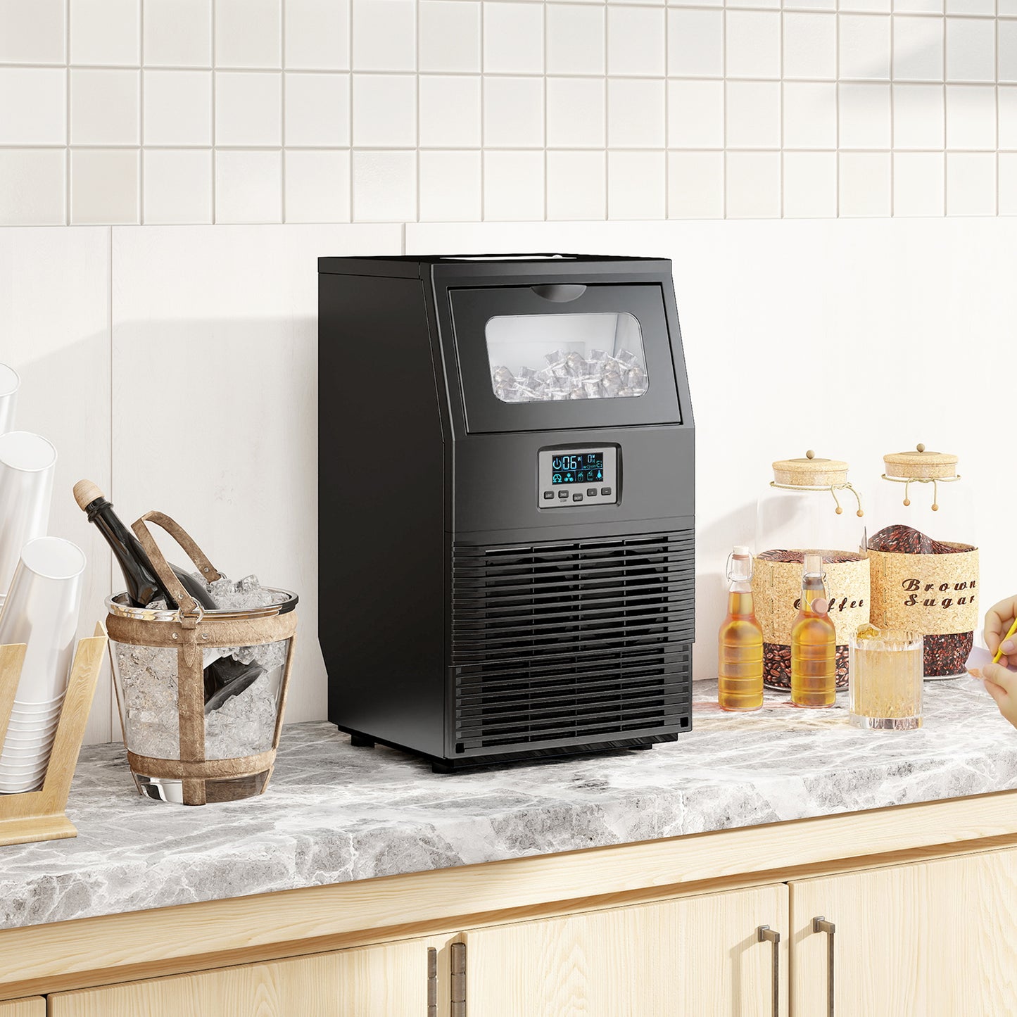 Commercial Ice Maker with 4kg Ice Storage for Home Restaurant