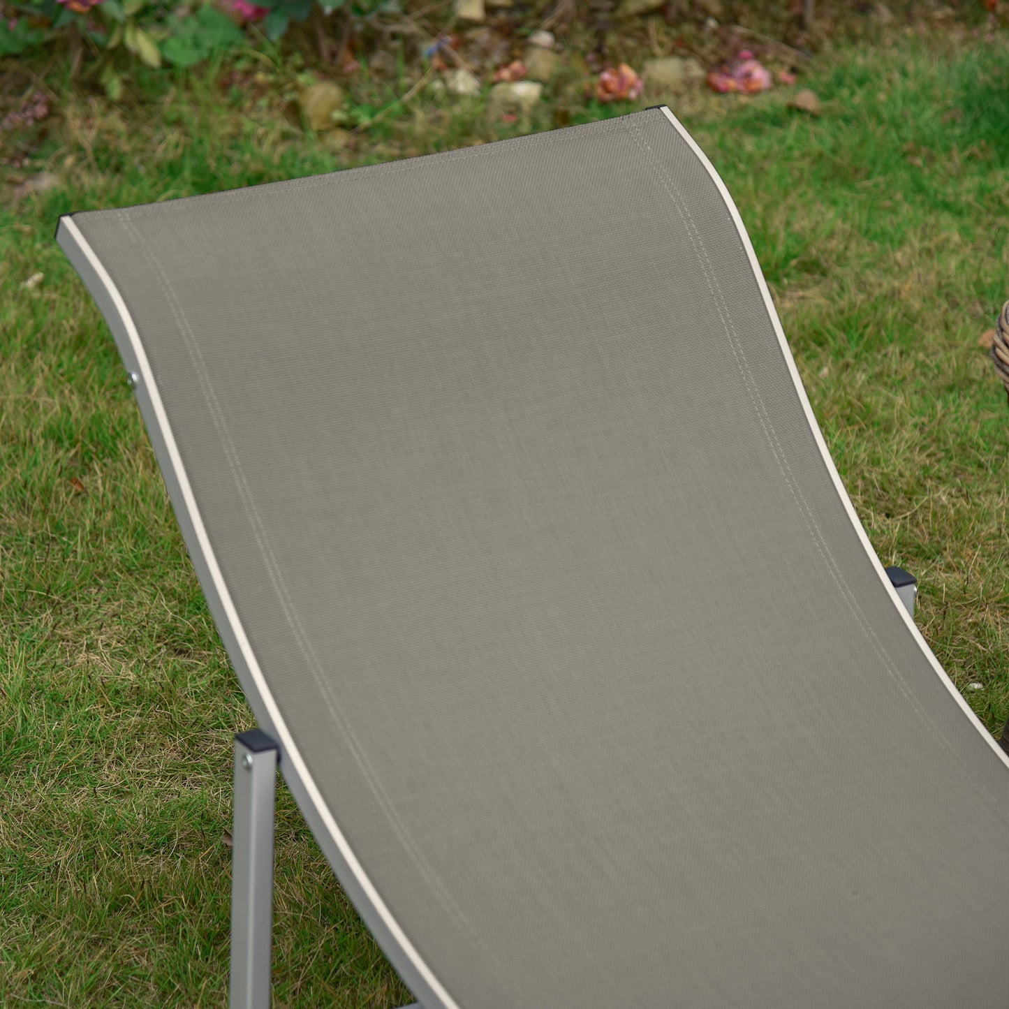 Set of 2 Zero Gravity Lounge Chair Recliners Sun Lounger Light Grey