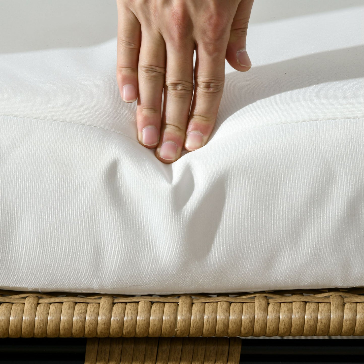 PE Rattan Egg Chair w/ Padded Cushions for Garden, Khaki