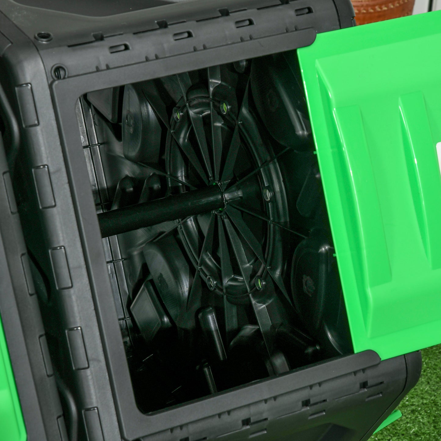 Outdoor Composter